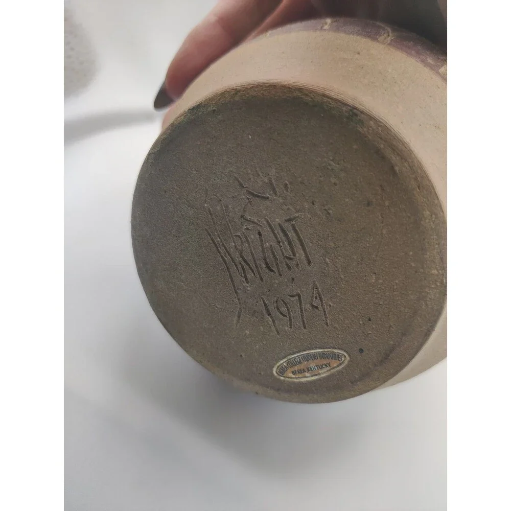 Jim wright vase 1974 Kentucky hand made vintage ceramic pottery